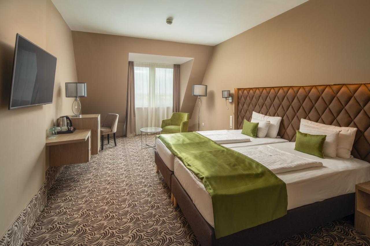 Greenfield Hotel Golf & Spa Bük 외부 사진