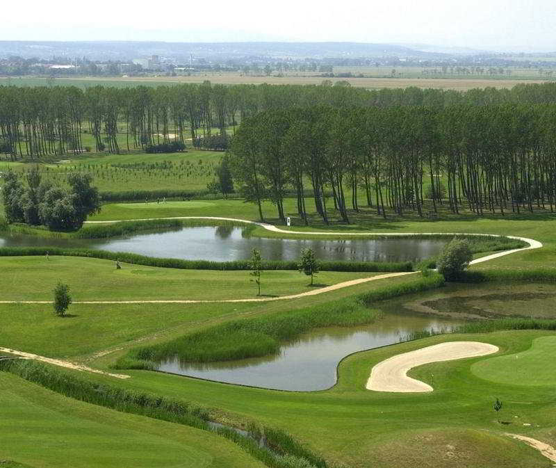 Greenfield Hotel Golf & Spa Bük 외부 사진