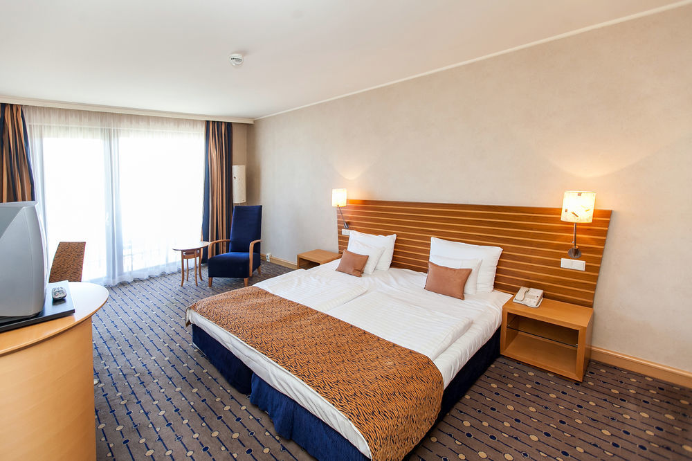 Greenfield Hotel Golf & Spa Bük 외부 사진